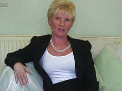 NastyAdult.info presents: Classy mature lady feeling naughty