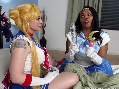 NastyAdult.info presents: Leya falcon moans while being fingered by hot porsha carrera